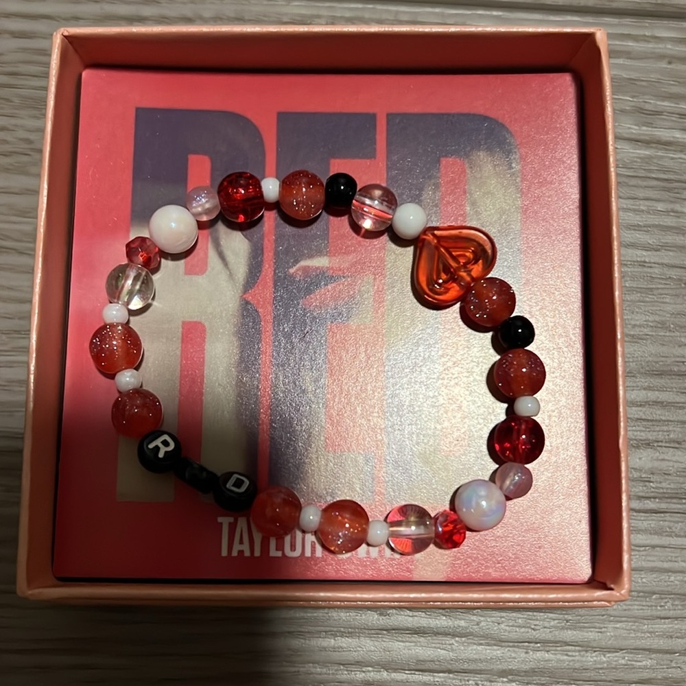 Bundle of bracelets - Picture 4 of 5